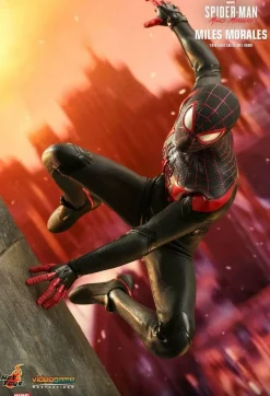 Marvel’s Spider-Man: Miles Morales - Miles Morales 1/6th Scale Hot Toys Action Figure
