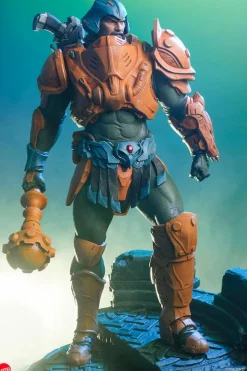 Masters of the Universe - Man-At-Arms Legends 1/5th Scale Maquette Statue
