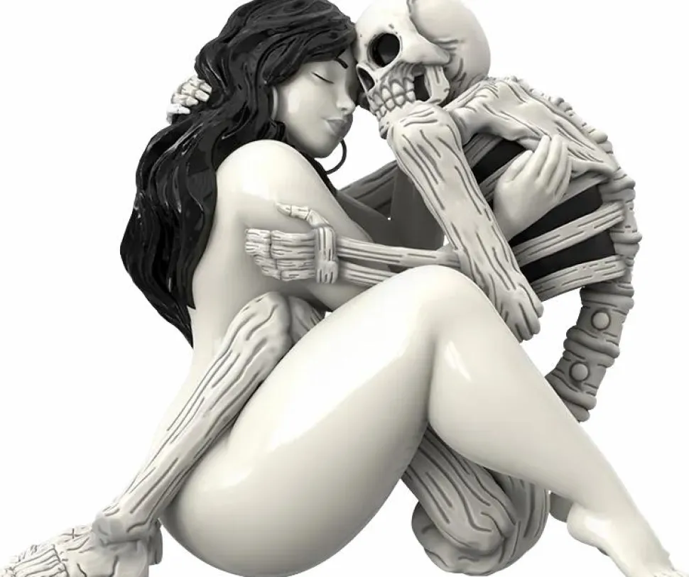 Mighty Jaxx - Keep Me Close 7" Statue by Matt Bailey