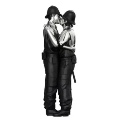 Mighty Jaxx - Kissing Coppers (Platinum Edition) 10