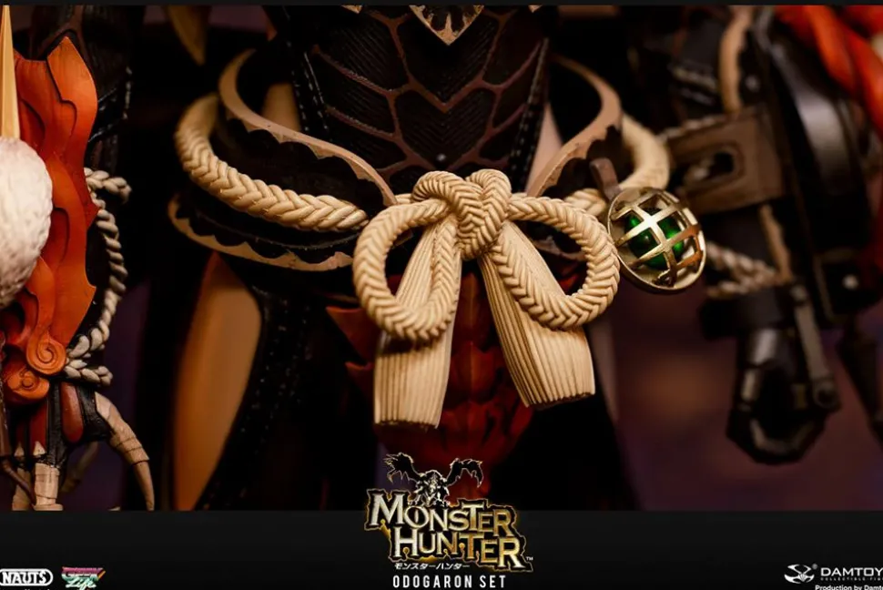 Monster Hunter - Female Hunter Odogaron Armour 1/6th Scale Action Figure
