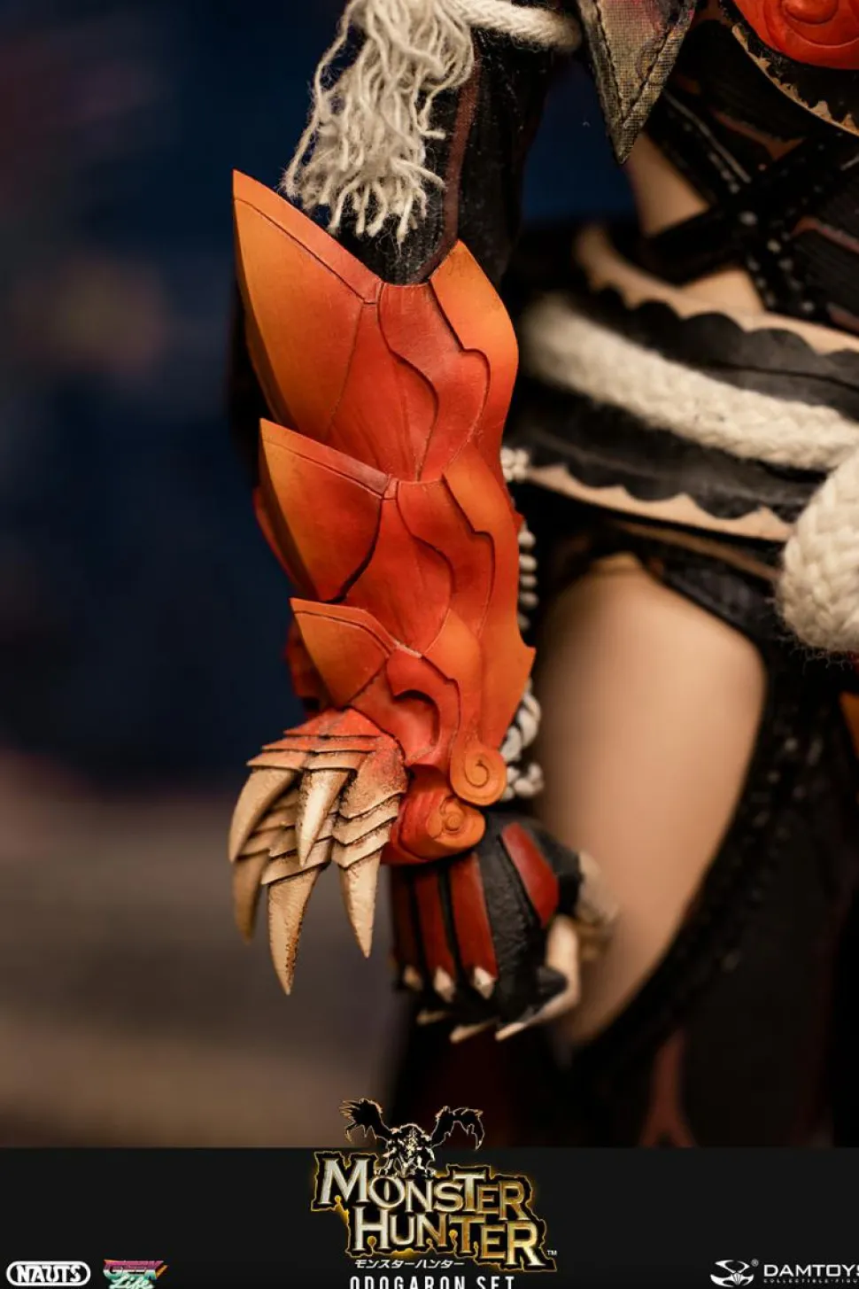 Monster Hunter - Female Hunter Odogaron Armour Deluxe 1/6th Scale Action Figure