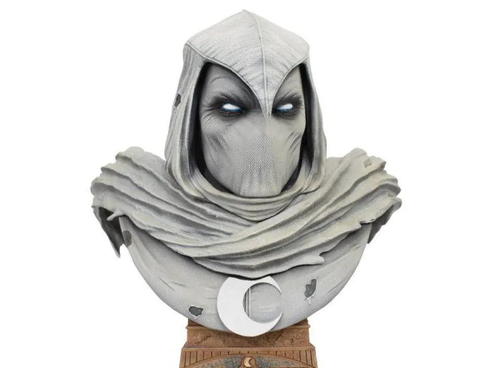 Moon Knight (2022) - Marc Spector as Moon Knight 1/2 Scale Bust Statue