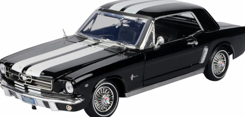 Motormax - 1964 1/2 Ford Mustang (Hard Top) Timeless Legends Collection 1/18th Scale Die-Cast Vehicle Replica