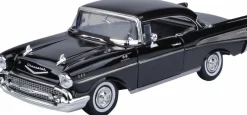 Motormax - 1957 Chevy Bel Air (Hard Top) Timeless Legends Collection 1/18th Scale Die-Cast Vehicle Replica