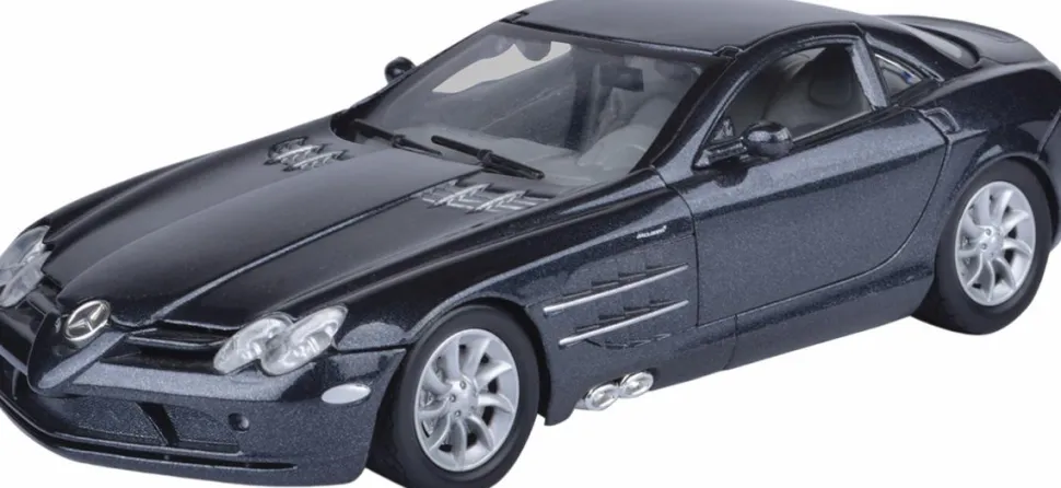 Motormax - Black Mercedes-Benz SLR McLaren Timeless Legends Collection 1/24th Scale Die-Cast Vehicle Replica