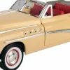 Motormax - Cream 1949 Buick Roadmaster Timeless Legends Collection 1/18th Scale Die-Cast Vehicle Replica