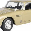 Motormax - Gold Aston Martin DB5 Timeless Legends Collection 1/24th Scale Die-Cast Vehicle Replica