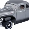 Motormax - Grey 1940 Ford Deluxe Timeless Legends Collection 1/18th Scale Die-Cast Vehicle Replica