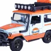 Motormax - Gulf Livery Toyota Land Cruiser FJ40 Gulf Collection 1/24th Die-Cast Vehicle Replica