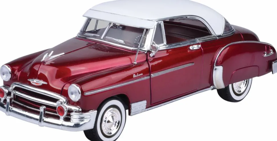 Motormax - Red 1950 Chevy Bel Air Timeless Legends Collection 1/18th Scale Die-Cast Vehicle Replica