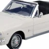 Motormax - White 1964 1/2 Ford Mustang (Convertible) Timeless Legends Collection 1/18th Scale Die-Cast Vehicle Replica