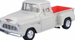 Motormax - White 1955 Chevy Stepside Timeless Legends Collection 1/24th Scale Die-Cast Vehicle Replica