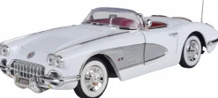 Motormax - White 1958 Corvette Timeless Legends Collection 1/18th Scale Die-Cast Vehicle Replica