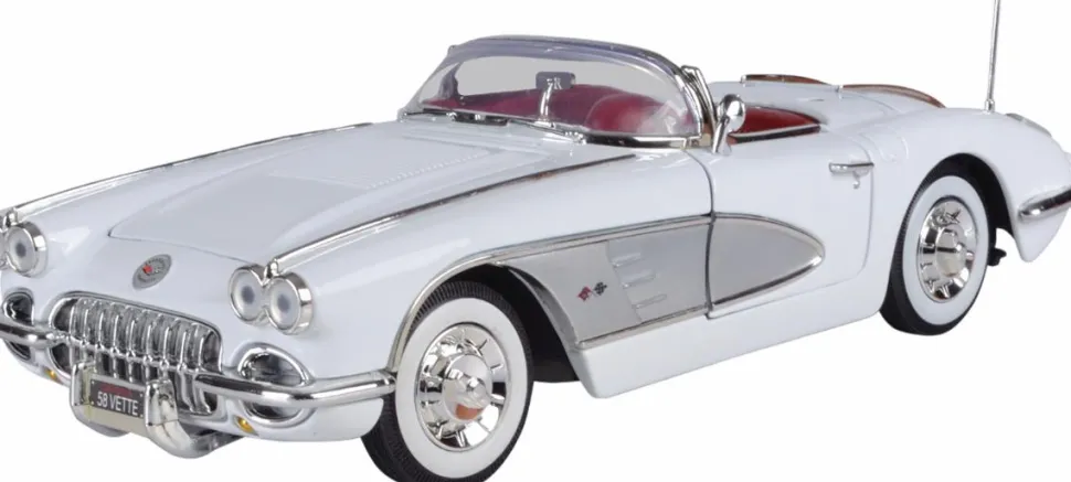 Motormax - White 1958 Corvette Timeless Legends Collection 1/18th Scale Die-Cast Vehicle Replica