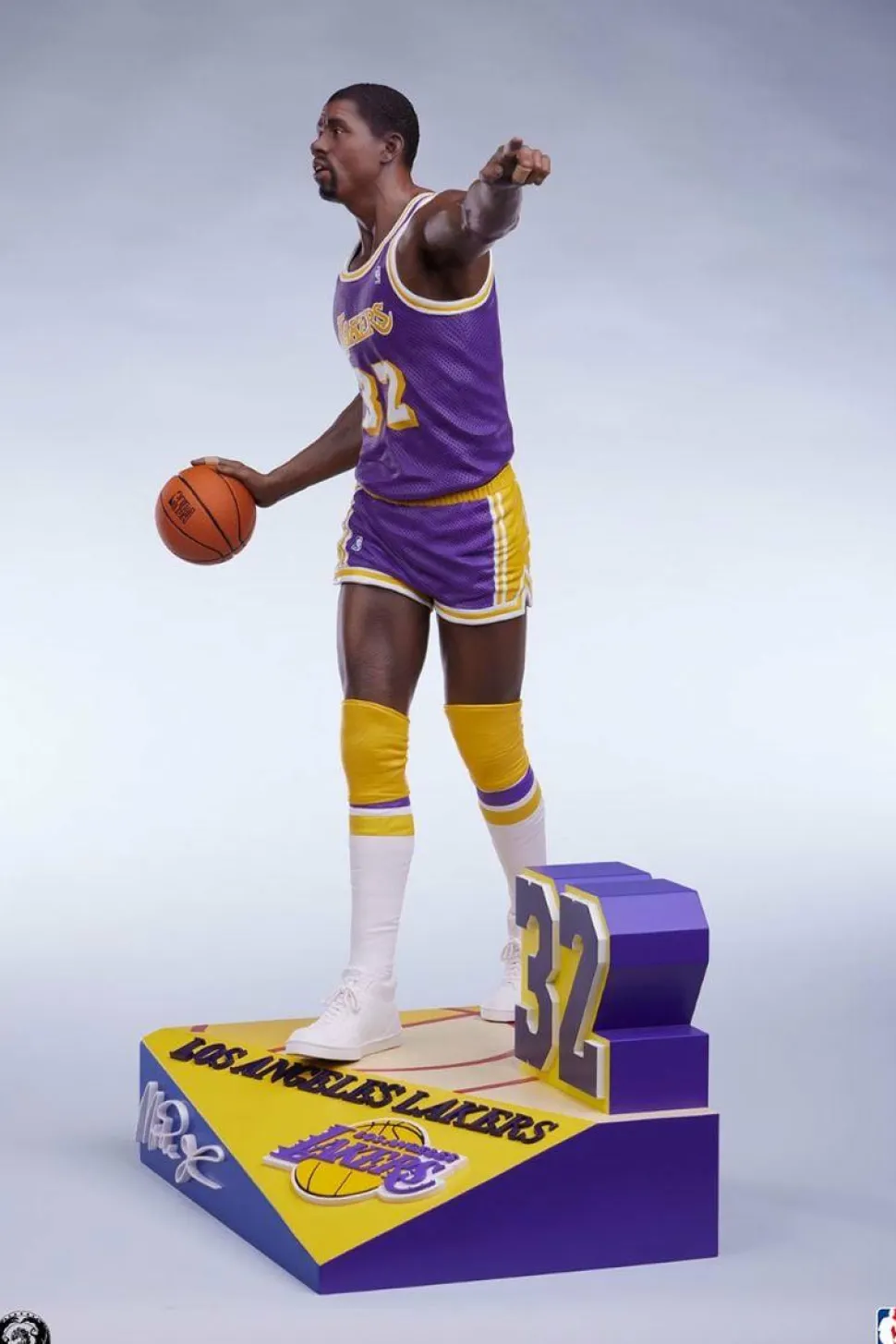 NBA Basketball - Magic Johnson Los Angeles Lakers 1/4 Scale Statue