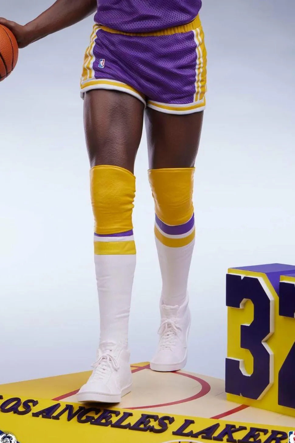 NBA Basketball - Magic Johnson Los Angeles Lakers 1/4 Scale Statue