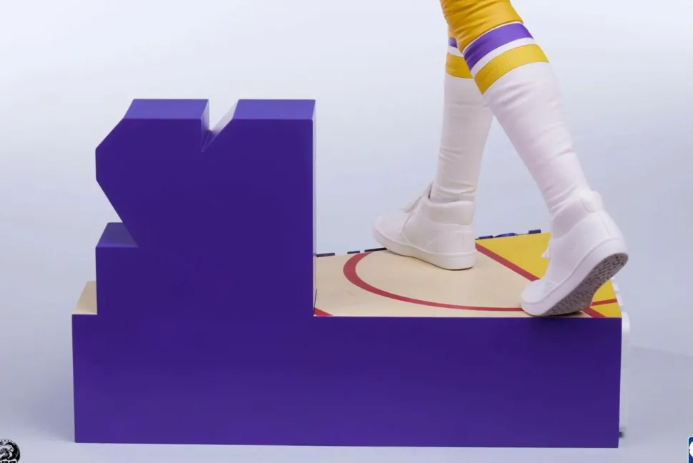 NBA Basketball - Magic Johnson Los Angeles Lakers 1/4 Scale Statue