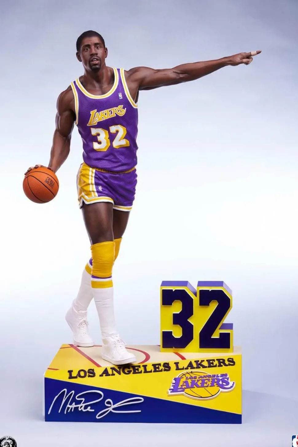 NBA Basketball - Magic Johnson Los Angeles Lakers 1/4 Scale Statue
