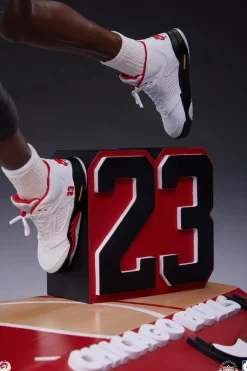 NBA Basketball - Michael Jordan 1/4th Scale Statue