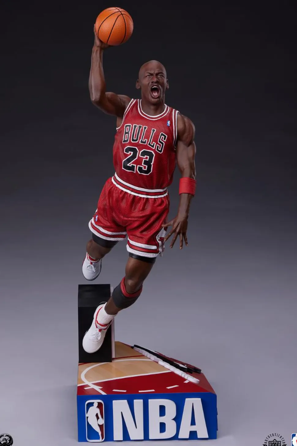 NBA Basketball - Michael Jordan 1/4th Scale Statue