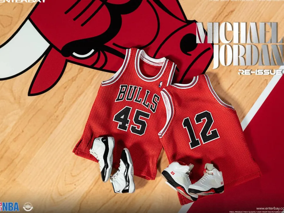 NBA Basketball - Michael Jordan (I'm Back #45) 1/6th Scale Action Figure