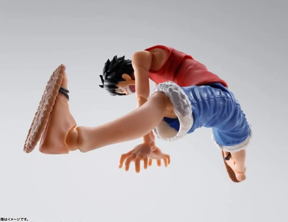 One Piece - Monkey D. Luffy (Romance Dawn) S.H.Figuarts 5.5" Action Figure