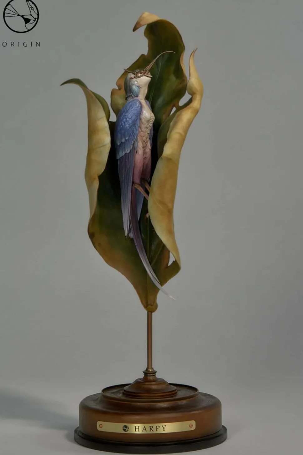 Origin - Harpy 16” Cinemaquette Statue