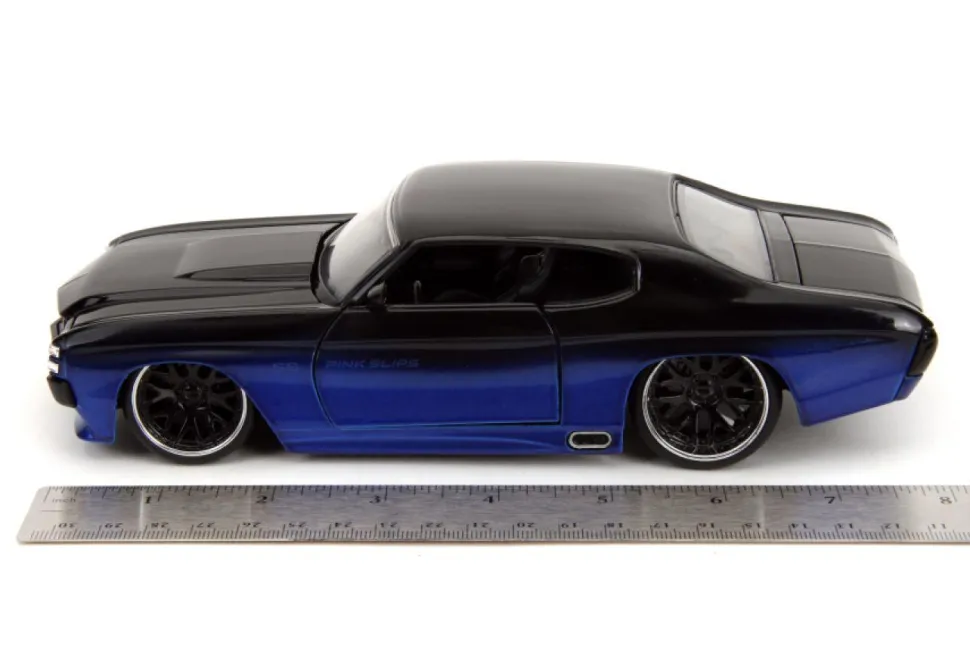 Pink Slips - 1971 Chevrolet Chevelle SS 1/24th Scale Die-Cast Vehicle Replica