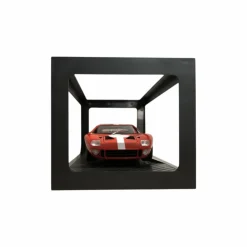 Pink Slips - 1968 Ford GT40 Mk1 1/18th Scale Die-Cast Vehicle Replica