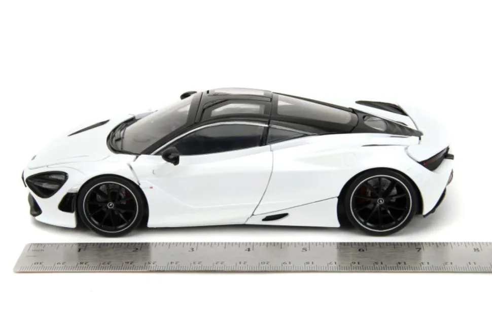Pink Slips - White McLaren 720S 1/24th Scale Die-Cast Vehicle Replica