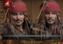 Pirates of the Caribbean: Dead Men Tell No Tales - Jack Sparrow (Artisan Edition) Deluxe 1/6th Scale Hot Toys Action Figure