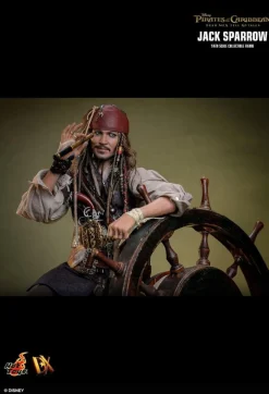 Pirates of the Caribbean: Dead Men Tell No Tales - Jack Sparrow 1/6th Scale Hot Toys Action Figure