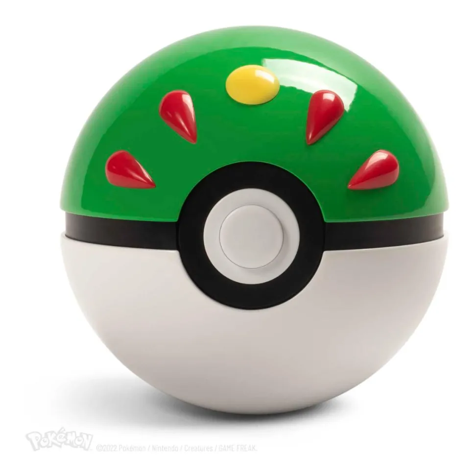 Pokemon - Friend Ball 1:1 Scale Life-Size Die-Cast Prop Replica