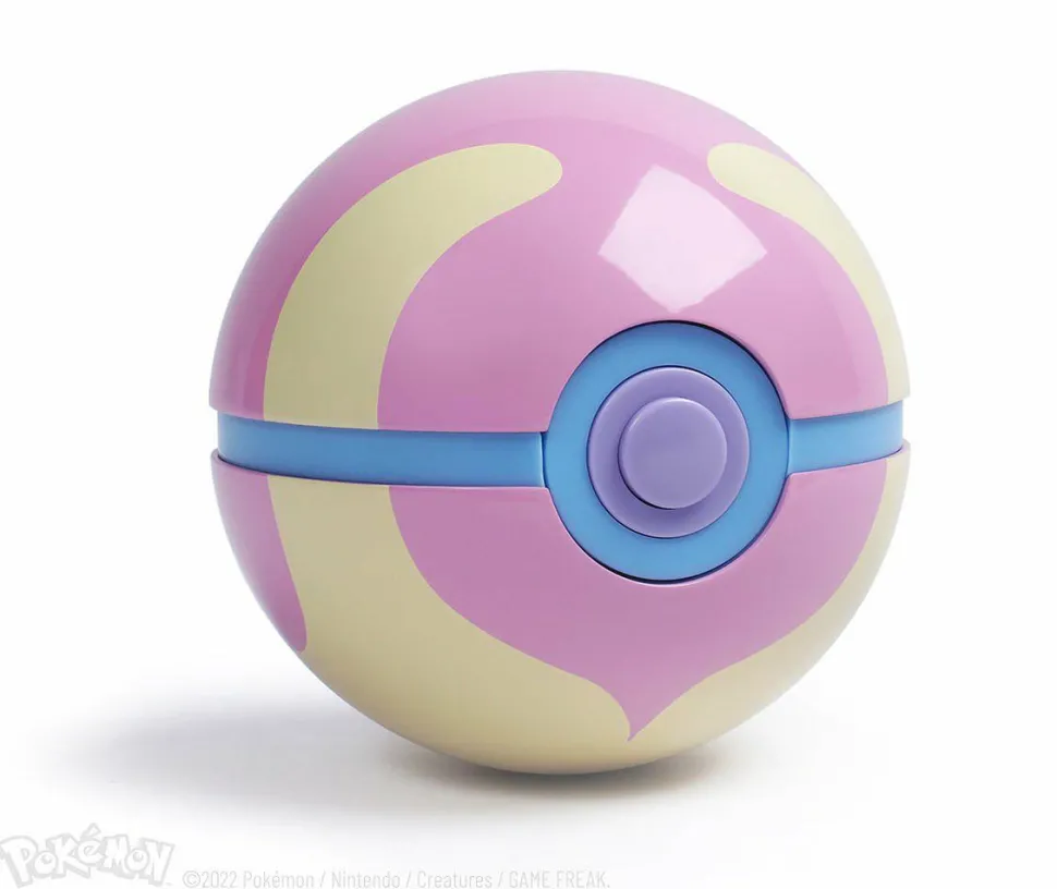 Pokemon - Heal Ball 1:1 Scale Life Size Die-Cast Prop Replica