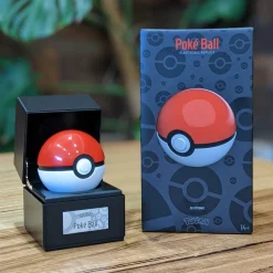 Pokemon - Poke Ball Die-Cast Prop Replica