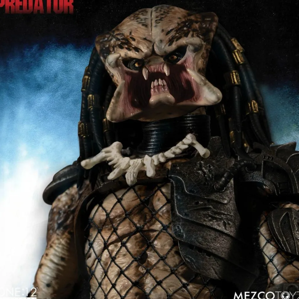 Predator - Predator Deluxe One:12 Collective 1/12th Scale Action Figure (Int Sales Only)