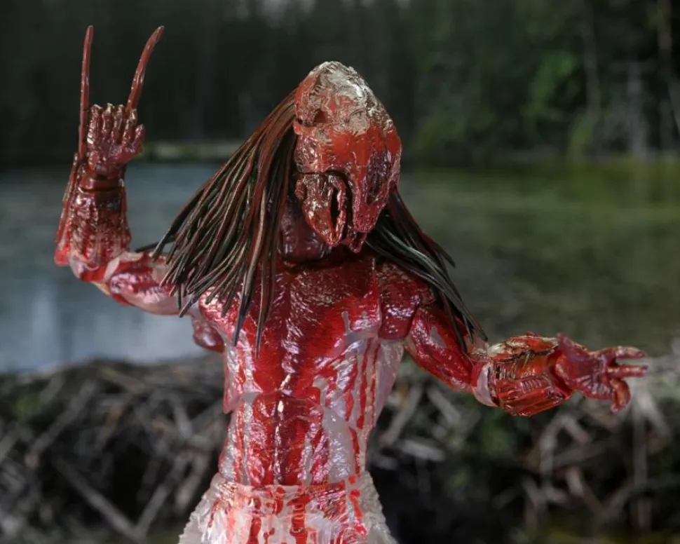 Prey (2022) - Feral Predator (Bear Blood) Ultimate 7'' Scale Action Figure