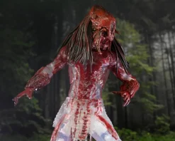 Prey (2022) - Feral Predator (Bear Blood) Ultimate 7'' Scale Action Figure