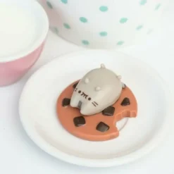 Pusheen - Surprise Minis Series 2 Blind Box Vinyl Figure (Display of 24)