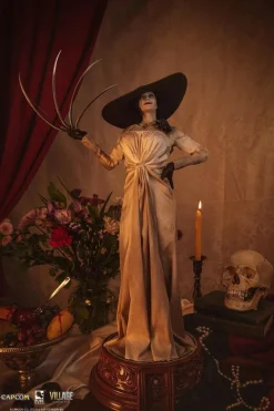 Resident Evil Village - Lady Dimitrescu 1/4 Scale Statue