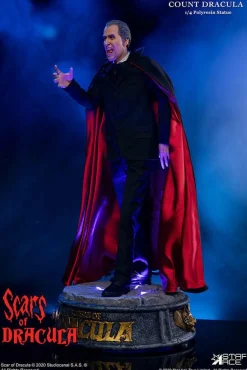 Scars of Dracula - Count Dracula Light-Up Variant 1/4 Scale Statue (Int Sales Only)