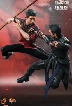 Shang-Chi and the Legend of the Ten Rings - Shang-Chi 1/6th Scale Hot Toys Action Figure