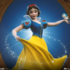 Snow White and the Seven Dwarfs (1937) - Snow White and Dopey 1/10th Scale Statue