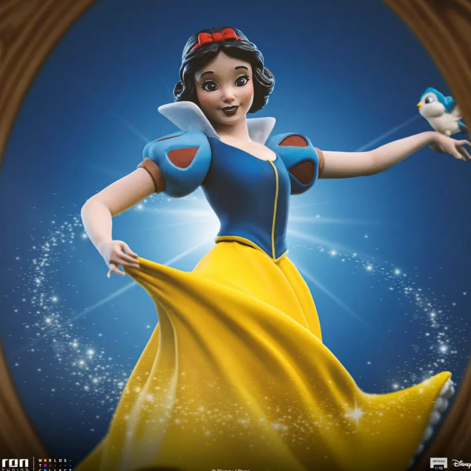 Snow White and the Seven Dwarfs (1937) - Snow White and Dopey 1/10th Scale Statue