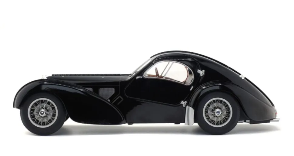 Solido Cars - Black 1937 Bugatti Type 57 SC Atlantic 1/18th Scale Die-Cast Vehicle Replica