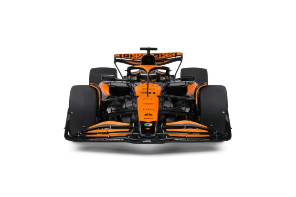 Solido Cars - Oscar Piastri's 2024 McLaren MCL38 Formula 1 Racing Car (Australian Grand Prix) 1/18th Scale Die-Cast Vehicle Replica