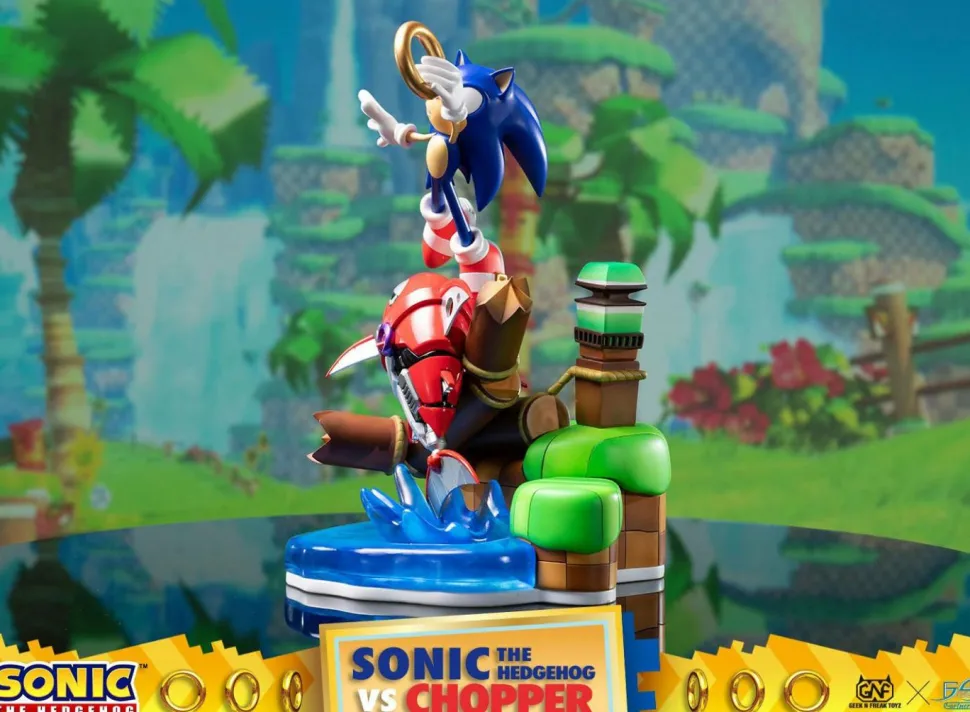 Sonic the Hedgehog - Sonic the Hedgehog vs Chopper 11” Diorama Statue
