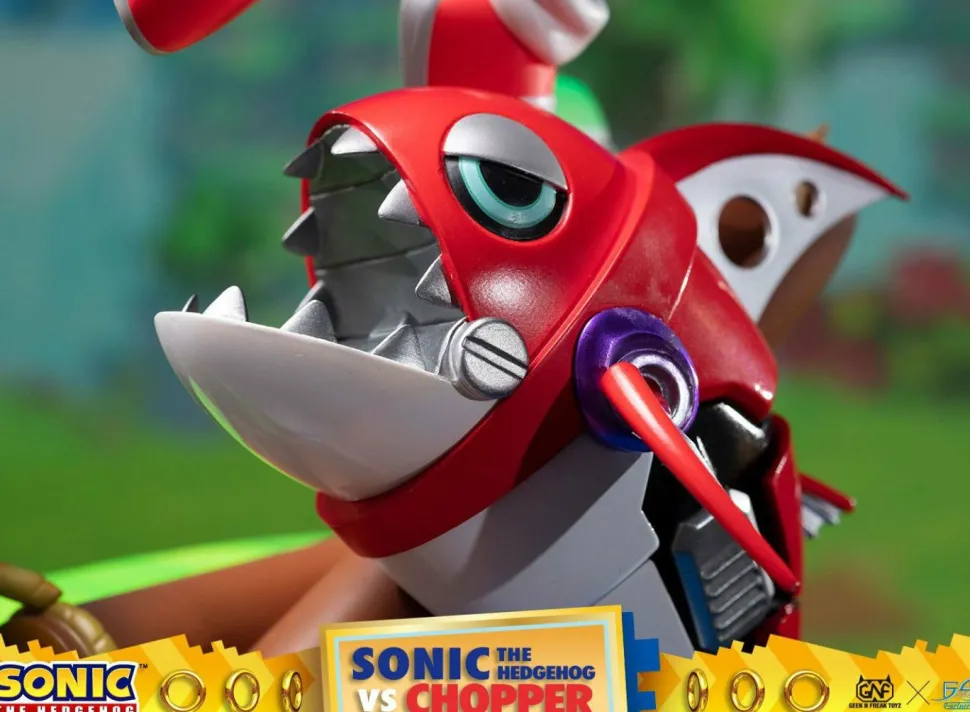 Sonic the Hedgehog - Sonic the Hedgehog vs Chopper 11” Diorama Statue