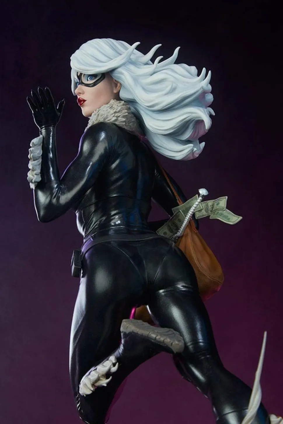 Spider-Man - Black Cat Mark Brooks Artist Series 16” Statue